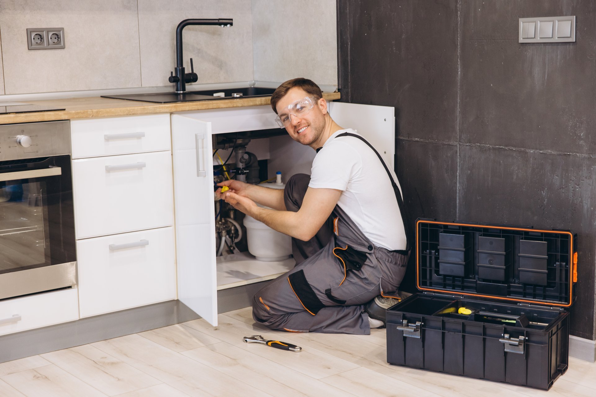 Professional sink and shower unblocking service